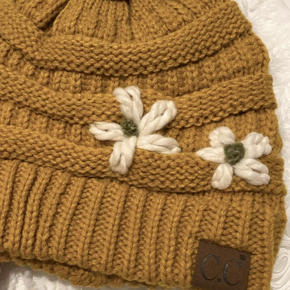 C. C Beanie/Hat with Daisy Flower Embroidery, Nutmeg, Adult, One Size - Picture 3 of 3